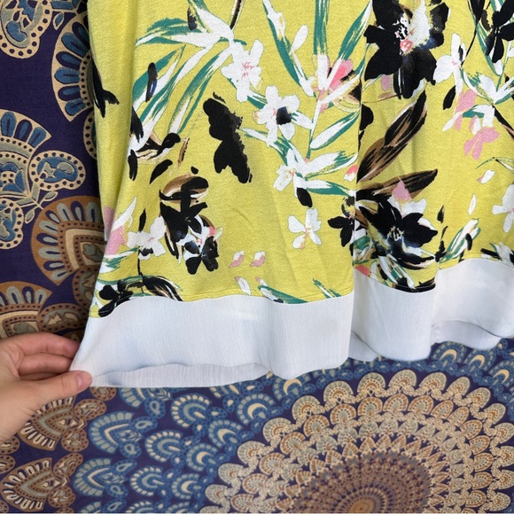 🦋5/20$🦋 M&S floral blouse - Picture 4 of 10